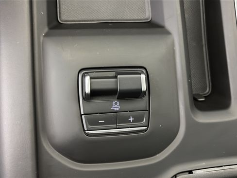 Used 2024 GMC Sierra 2500 Denali Ultimate AWD/4WD image 33