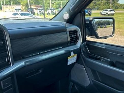 New 2025 Ford F150 Lariat w/ Equipment Group 501A Mid image 23