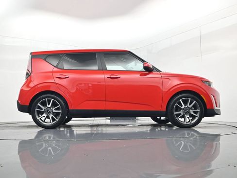 Used 2024 Kia Soul EX w/ Option Group 015 FWD image 42