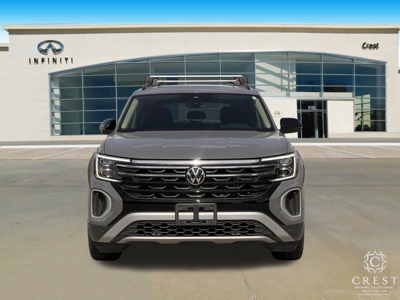 Used 2025 Volkswagen Atlas Peak Edition SE AWD/4WD image 7