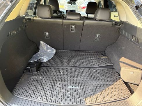 Used 2025 MAZDA CX-5 AWD 2.5 S w/ Select Package image 12