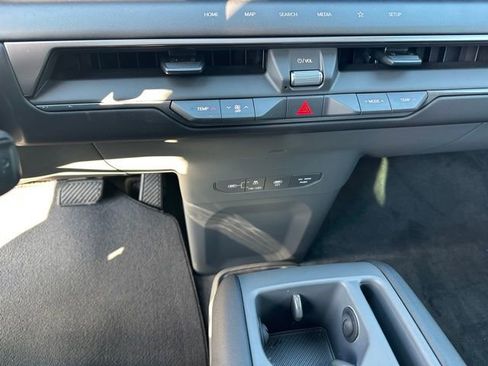 Used 2024 Kia EV9 Wind image 29