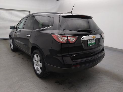 Used 2016 Chevrolet Traverse LT w/ Style and Technology Package image 5