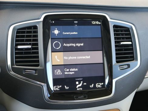 Used 2021 Volvo XC90 T6 Momentum image 47