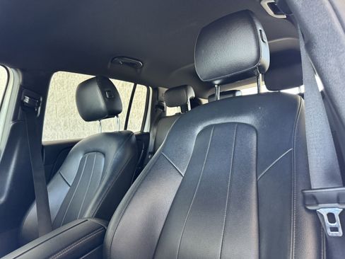 Used 2020 Mercedes-Benz GLB 250 4MATIC image 12