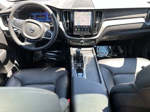 Certified 2024 Volvo XC60 B5 Core w/ Climate Package AWD/4WD image 16