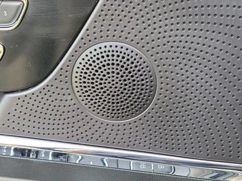 Certified 2025 Lincoln Corsair FWD image 16