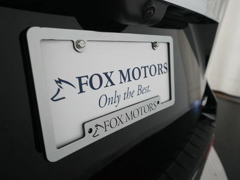 Used 2023 Ford Explorer XLT w/ Equipment Group 202A AWD/4WD image 38