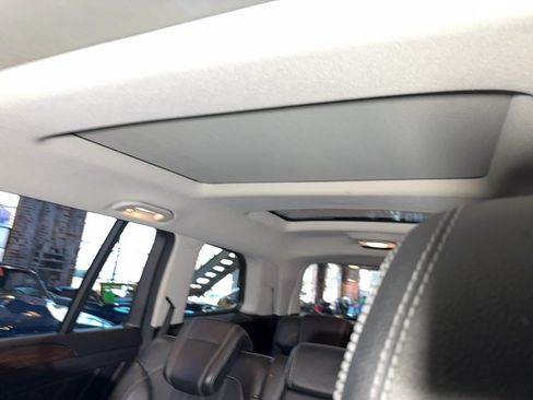 Used 2014 Mercedes-Benz GL 450 4MATIC image 57