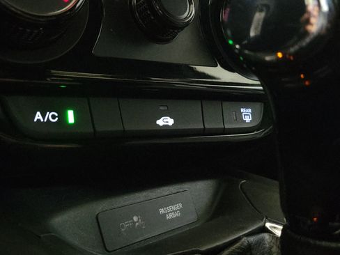 Used 2022 Honda HR-V Sport image 34