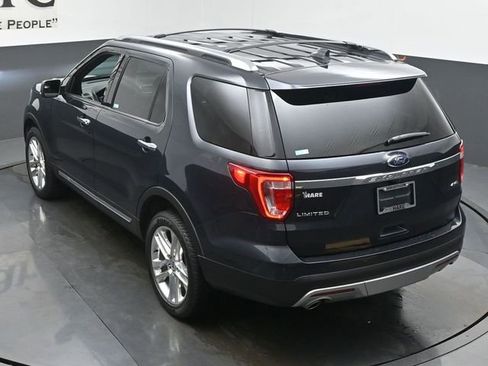 Used 2017 Ford Explorer Limited AWD/4WD image 40