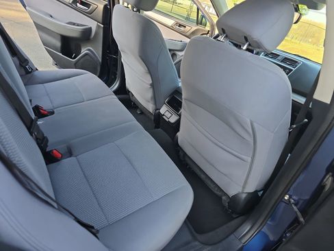 Used 2019 Subaru Outback 2.5i Premium image 14
