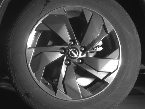 Used 2025 Nissan Rogue SV image 14