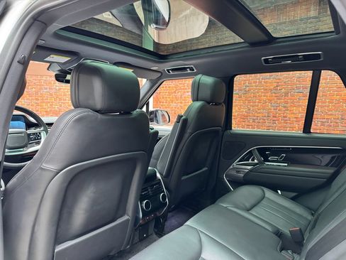Used 2024 Land Rover Range Rover SE AWD/4WD image 23