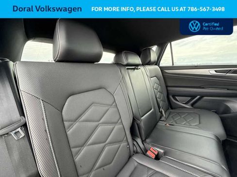 Certified 2024 Volkswagen Atlas Cross Sport SE w/ Black Wheel Package FWD image 26