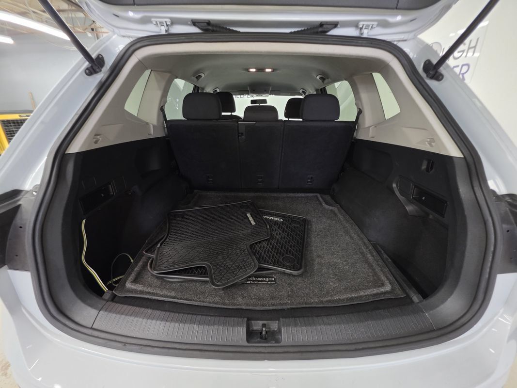 Used 2018 Volkswagen Tiguan S AWD/4WD image 23