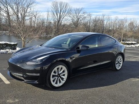 Used 2022 Tesla Model 3 Long Range image 12