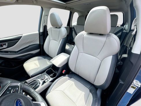 Used 2024 Subaru Forester Limited AWD/4WD image 20