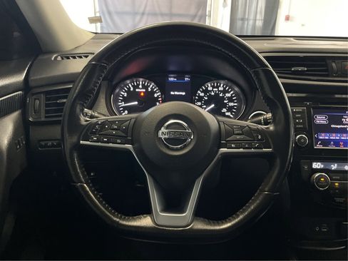 Used 2018 Nissan Rogue SL image 22