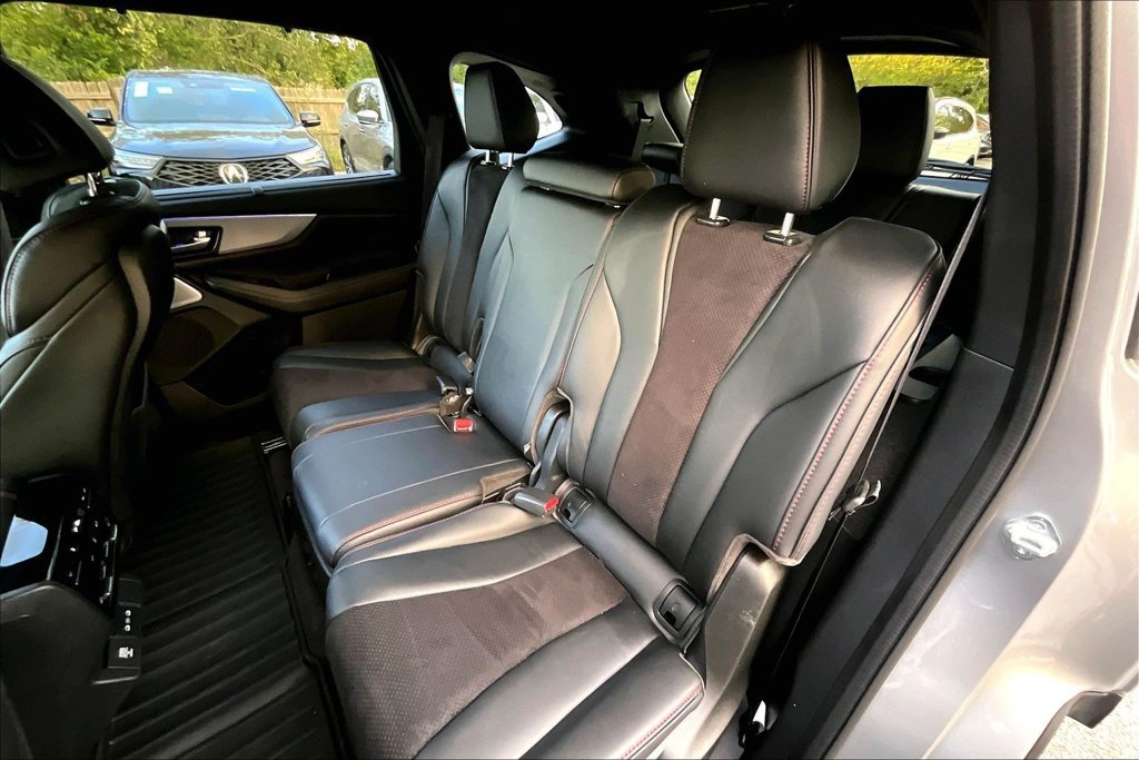 Used 2025 Acura MDX A-Spec AWD/4WD image 36