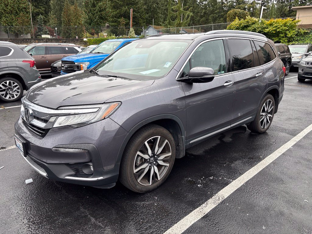 Used 2022 Honda Pilot Touring image 1