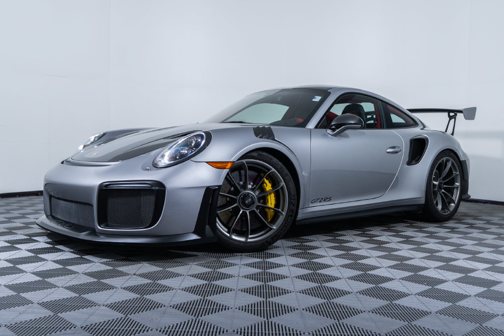 Certified 2018 Porsche 911 GT2 RS RWD image 1