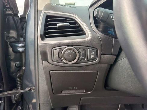 Used 2023 Ford Edge SEL w/ Convenience Package AWD/4WD image 22