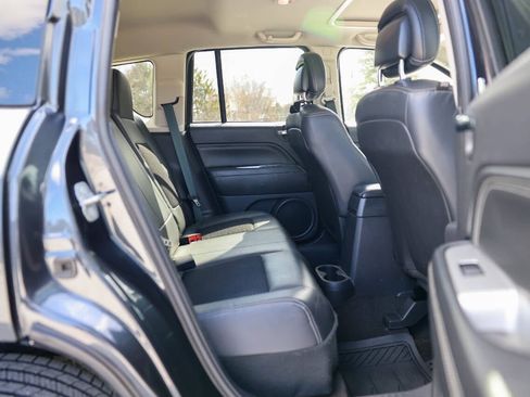 Used 2014 Jeep Compass Latitude w/ Sun/Sound Group image 12