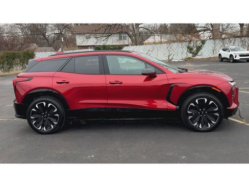 Certified 2024 Chevrolet Blazer EV RS image 9