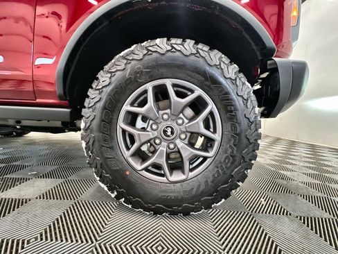 New 2025 Ford Bronco Badlands AWD/4WD image 18