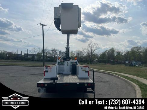 Used 2009 Ford F350 XL image 9