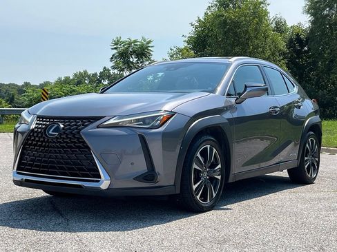 Used 2019 Lexus UX 250h w/ Premium Package AWD/4WD image 3