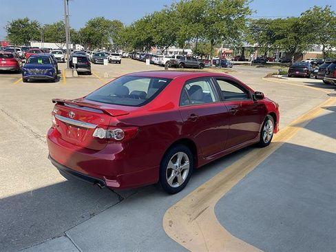 Used 2012 Toyota Corolla S FWD image 3
