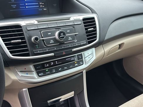 Used 2013 Honda Accord LX image 20