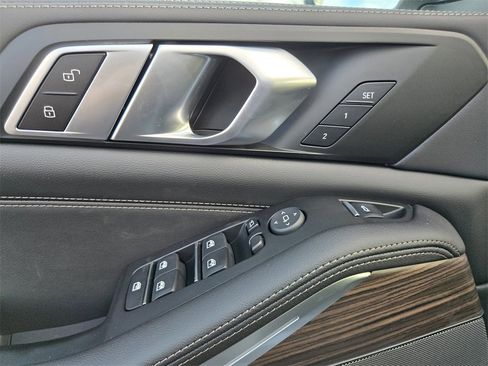 New 2026 BMW X5 xDrive50e w/ Premium Package image 25
