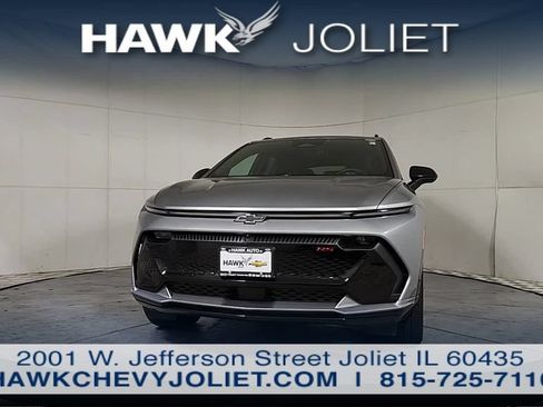 Used 2024 Chevrolet Equinox EV RS FWD image 2