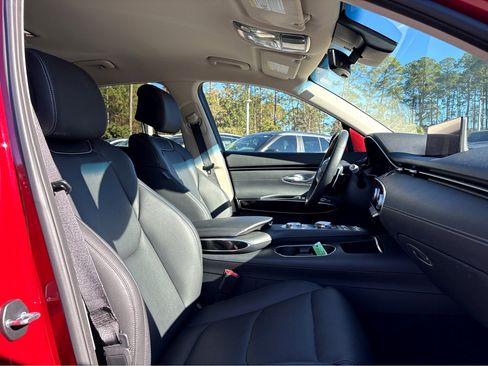 Used 2025 Genesis GV70 2.5T image 14