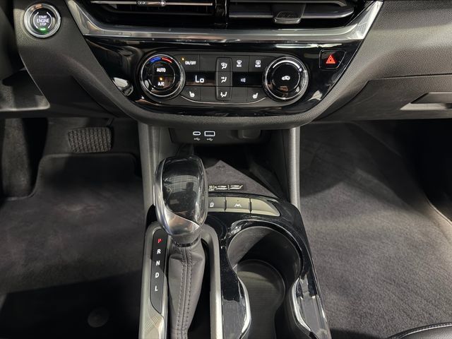 Used 2024 Buick Envista Sport Touring w/ Convenience I Package FWD image 22