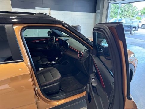 Used 2024 Chevrolet TrailBlazer RS w/ Driver Confidence Package AWD/4WD image 12