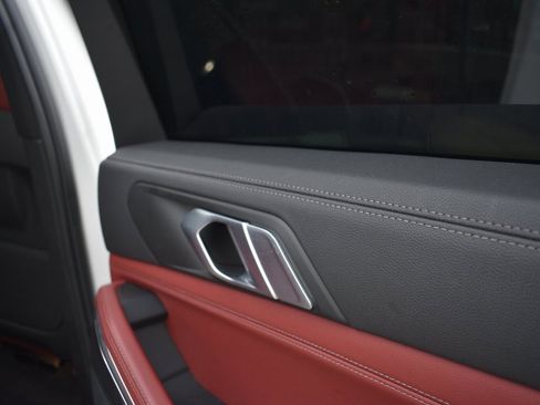 Used 2021 BMW X6 sDrive40i w/ M Sport Package image 27