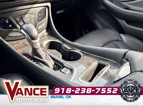 Used 2020 Buick Envision Premium w/ Driver Confidence Package AWD/4WD image 21