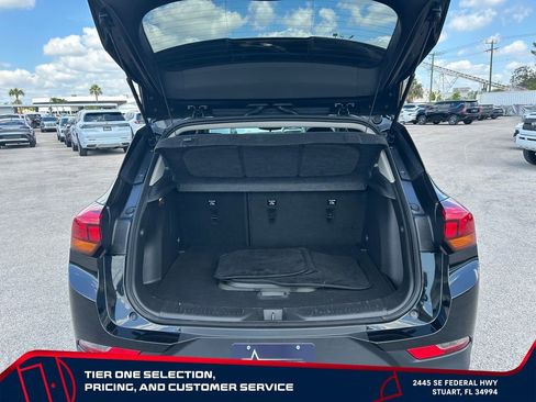 Used 2024 Buick Encore GX Preferred w/ Comfort Package AWD/4WD image 10