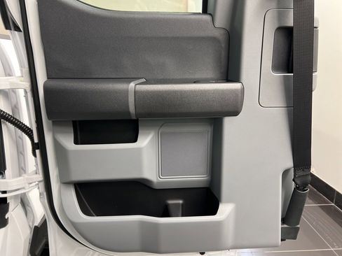 New 2026 Ford F250 XL w/ XL Chrome Package image 31