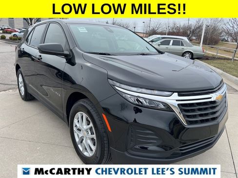 Certified 2024 Chevrolet Equinox LS w/ LS Convenience Package image 2