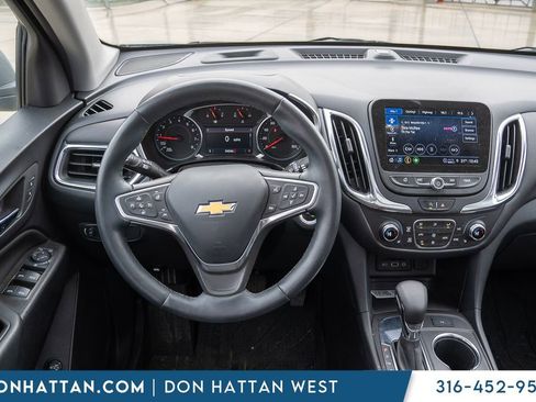 Used 2023 Chevrolet Equinox LT image 5