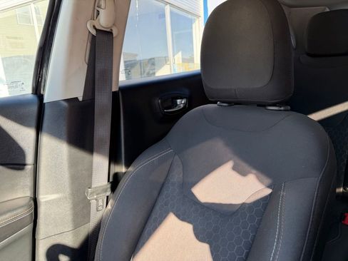 Used 2020 Jeep Compass Sport w/ Cold Weather Group image 21