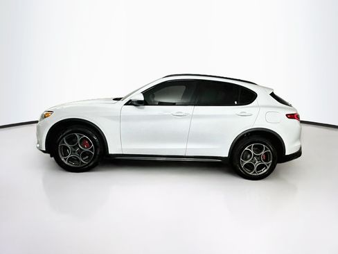 Used 2022 Alfa Romeo Stelvio Ti w/ Active Assist Plus Package AWD/4WD image 4