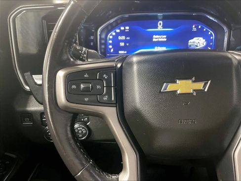 Used 2023 Chevrolet Silverado 1500 High Country w/ Technology Package image 22