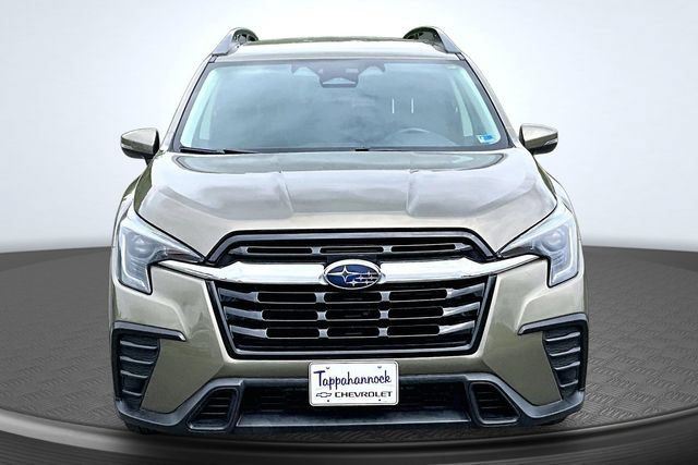 Used 2023 Subaru Ascent Premium AWD/4WD image 2