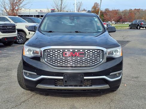 Used 2018 GMC Acadia Denali w/ Technology Package image 32